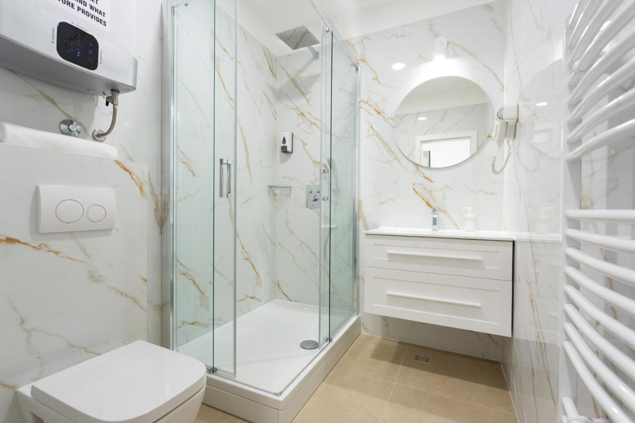 Luxury Rooms Fetivi สปลิท ภายนอก รูปภาพ
